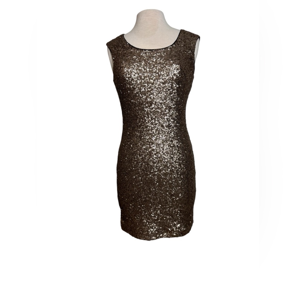Glitter gold dress w/ zipper at back side . Large size .